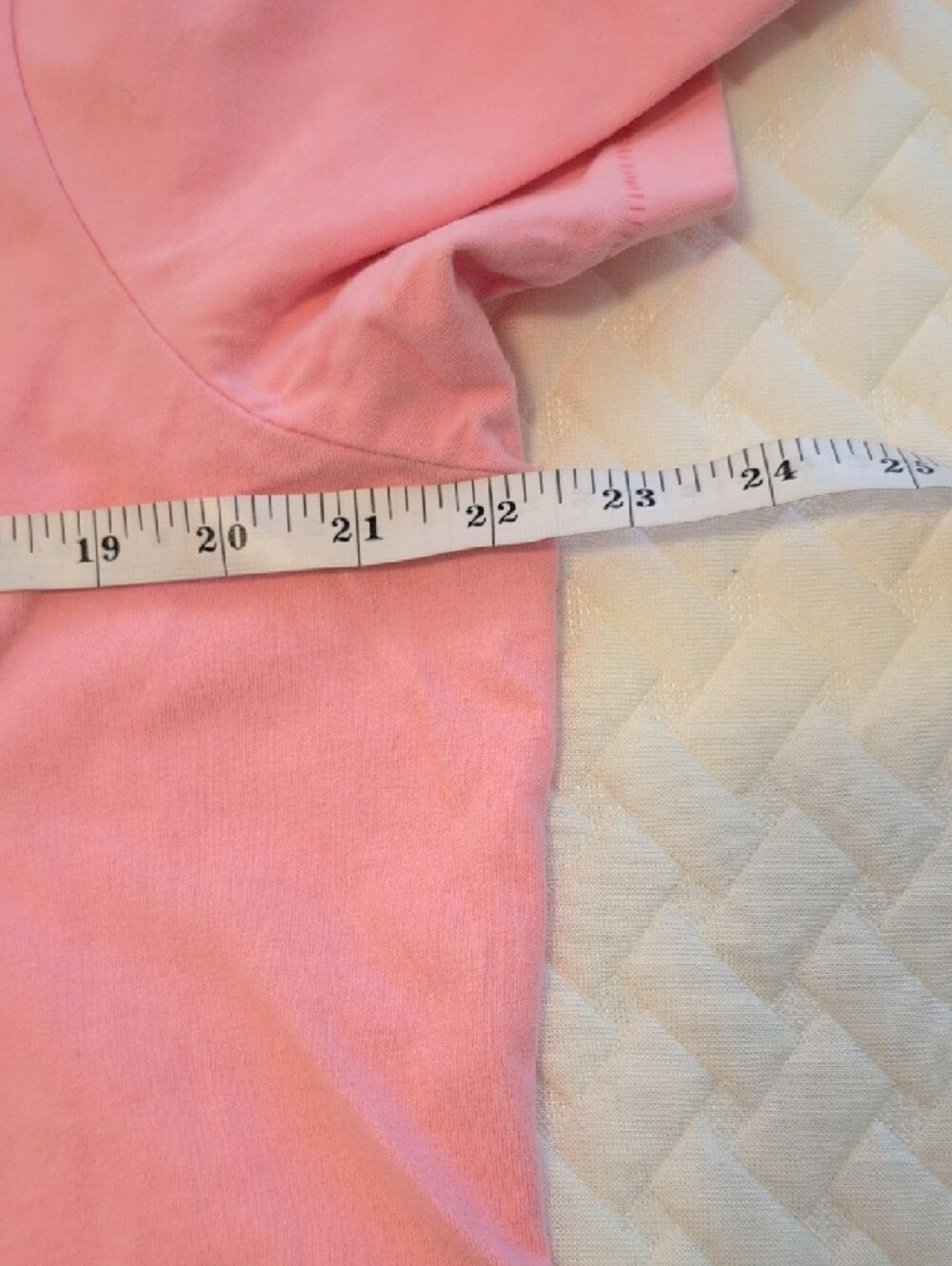 ABERCROMBIE AND FITCH Crewneck Tee Pink with Navy Graphic - Picture 6 of 7